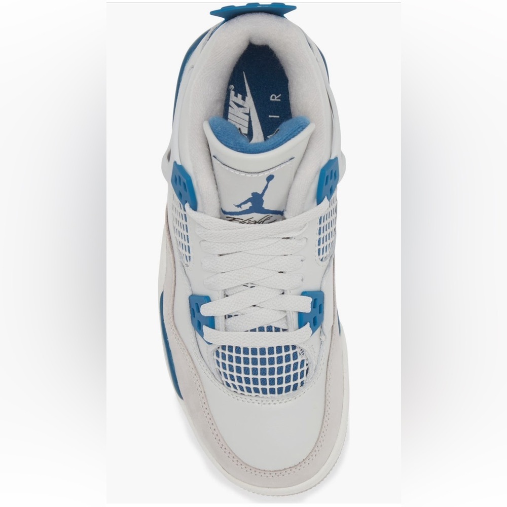 Jordan 4
Grade school
Off white/ military blue
Brand new - Picture 9 of 12